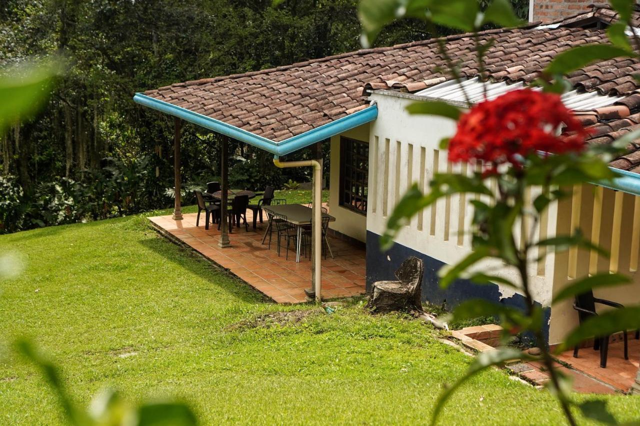 Ecohotel Otrolado Lodge Los Andes  エクステリア 写真